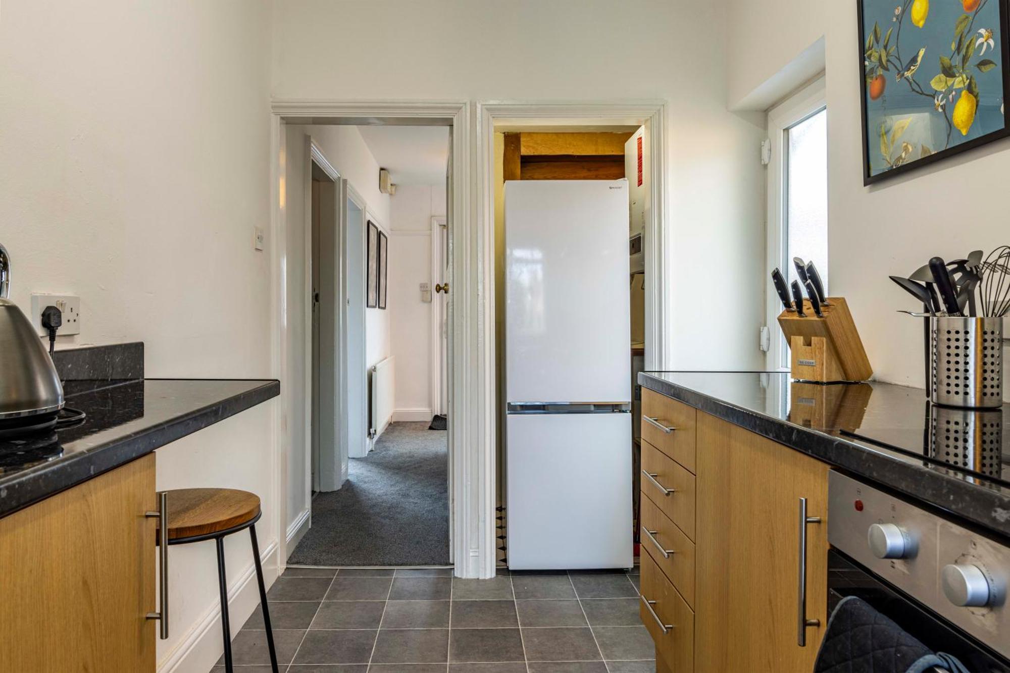 Lovely 4Bdr Home- Off Street Parking Sleeps 7 诺丁汉 外观 照片